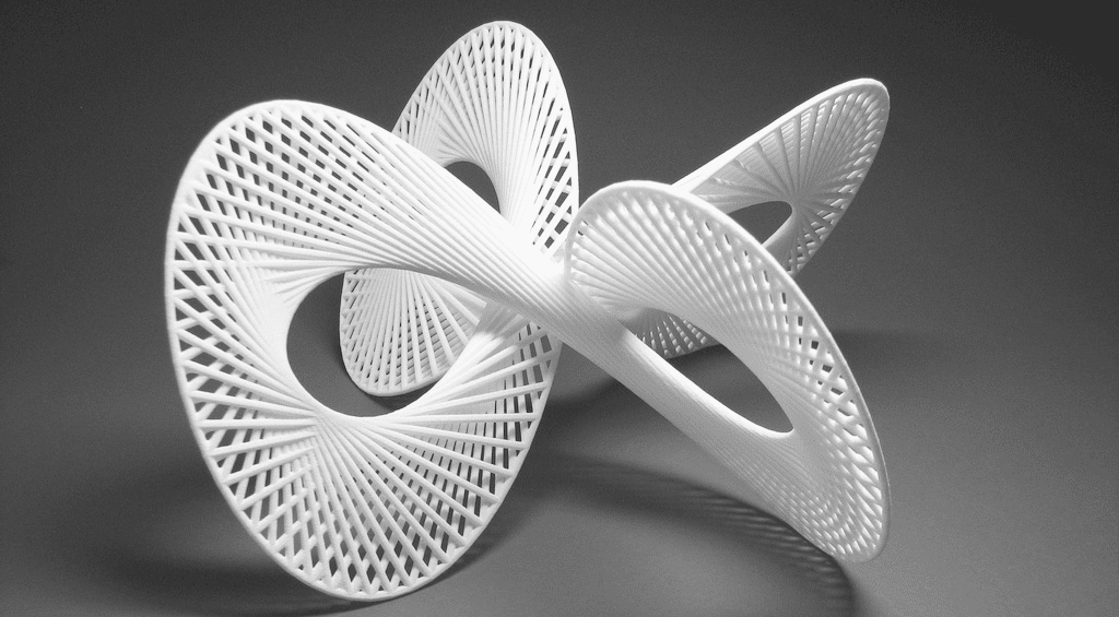 Challenges and Solutions in the 3D Printing Service Business