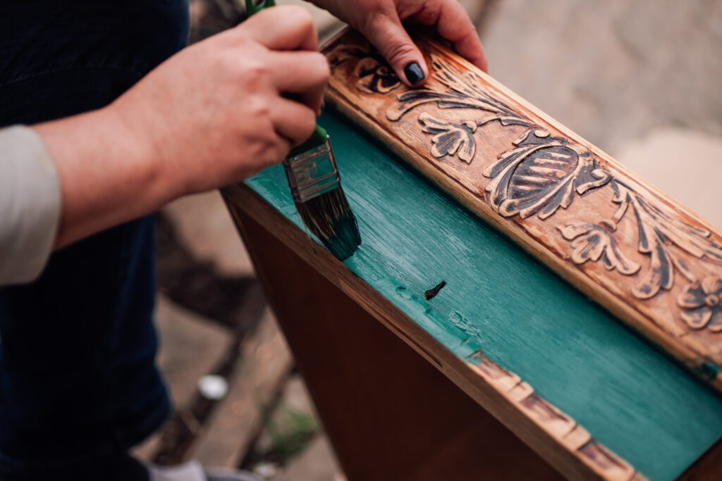 Handmade,Workshop,For,The,Repair,And,Renovation,Of,Antique,Wooden