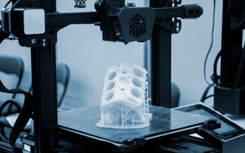Prototype,Of,Car,Engine,Printed,On,3d,Printer,From,Molten 3d printed car parts